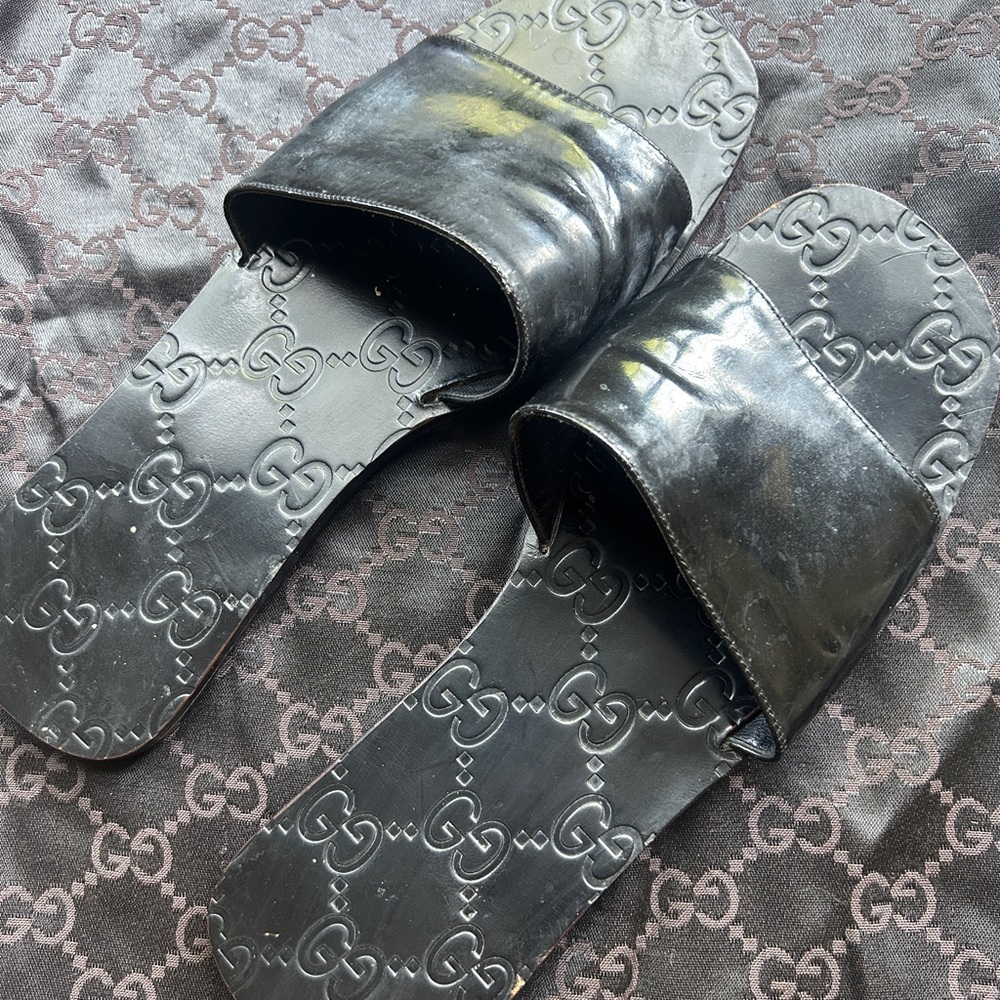 Gucci Black Slide Sandals - Picture 5 of 8